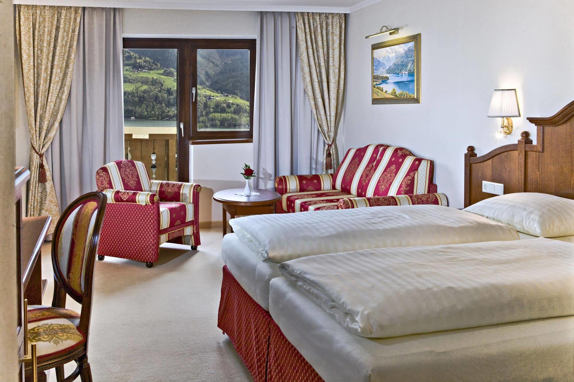 Hotel Berner Цел ам Зее Екстериор снимка
